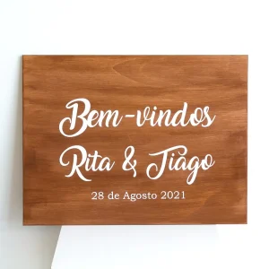 Placa de Boas-Vindas em Madeira